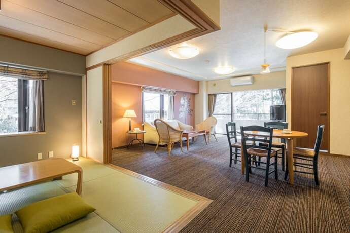 Imagen de la habitación del Hotel Sundance Resort Kawaguchiko. Foto 27