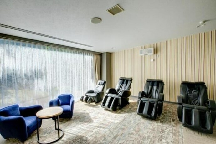 Imagen de la piscina del Hotel Sundance Resort Kawaguchiko. Foto 33