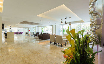 Imagen de los interiores del Hotel Sunday Beachfront View Jomtien Pattaya. Foto 13