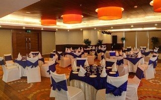 Imagen del bar/restaurante del Hotel Sunday Hotel by CheckIn Jaipur. Foto 7