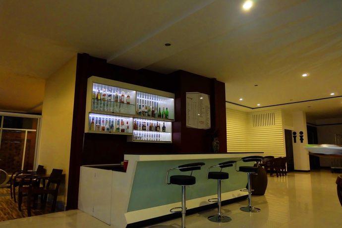 Imagen del bar/restaurante del Hotel Sunday JA Plus Hotel. Foto 5