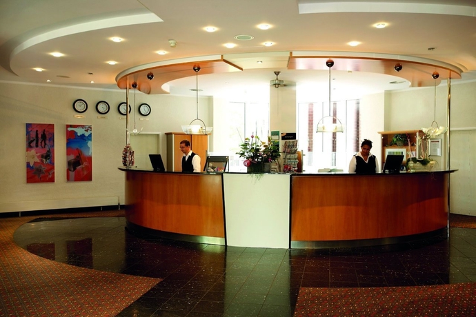 Imagen de los interiores del Hotel Sunday K&ouml;ln H&uuml;rth. Foto 6