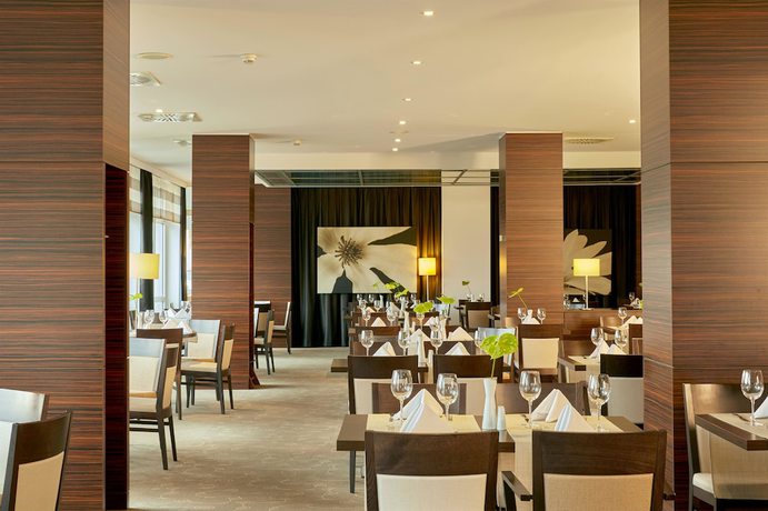 Imagen del bar/restaurante del Hotel Sunday Leipzig-Halle. Foto 2