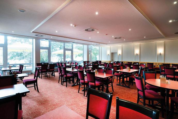 Imagen del bar/restaurante del Hotel Sunday N&uuml;rnberg Messe. Foto 3