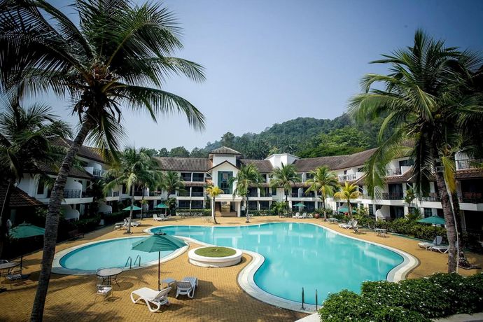 Imagen de la piscina del Hotel Sunday Residence Inn Cherating. Foto 13