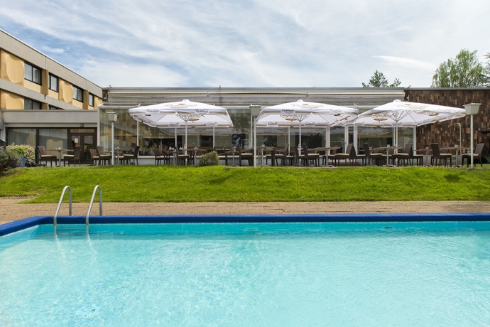 Imagen de la piscina del Hotel Sunday Saarbr&uuml;cken S&uuml;d. Foto 15