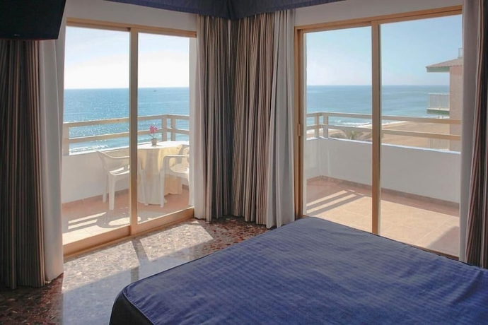 Imagen de la habitación del Hotel Sunday's Beach. Foto 8