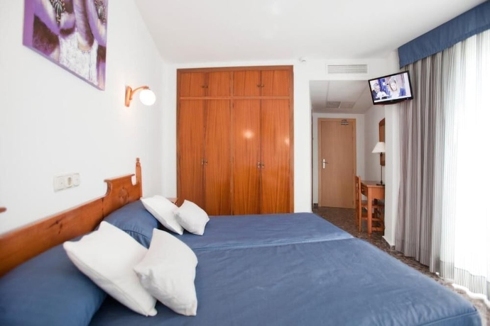 Imagen de la habitación del Hotel Sunday's Beach. Foto 9