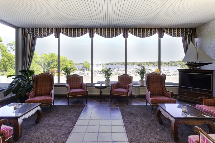 Imagen del bar/restaurante del Hotel Sundbyholms Slott. Foto 2