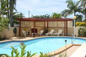 Imagen de la piscina del Hotel Sundeck Gardens. Foto 15
