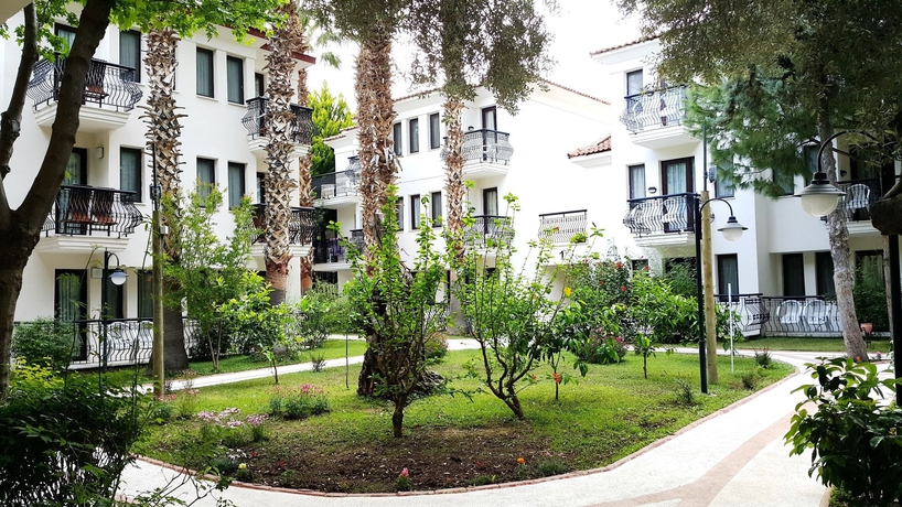 Imagen de los exteriores del Hotel Sundia By Liberty &Ouml;l&uuml;deniz. Foto 11