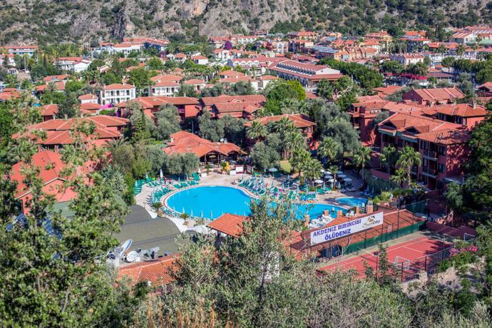 Imagen de los exteriores del Hotel Sundia by Liberty Suncity. Foto 5