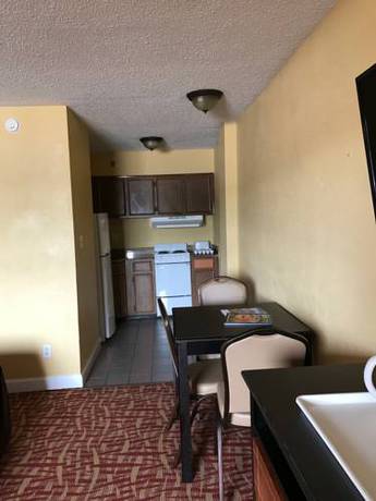 Imagen de la habitación del Hotel Sundial Inn. Foto 5