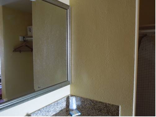 Imagen de la habitación del Hotel Sundial Inn. Foto 12