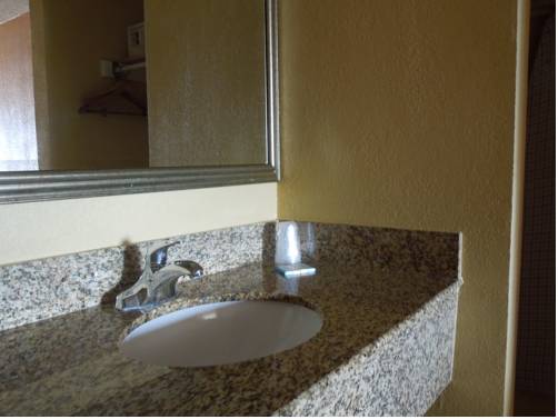 Imagen de la habitación del Hotel Sundial Inn. Foto 13