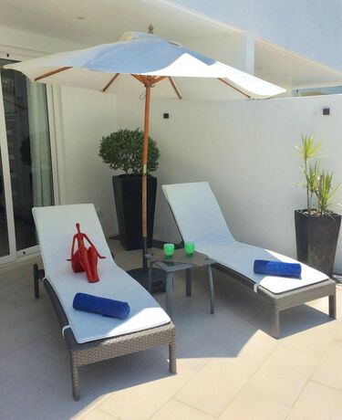 Imagen general del Hotel Sundown Beach Studios. Foto 2
