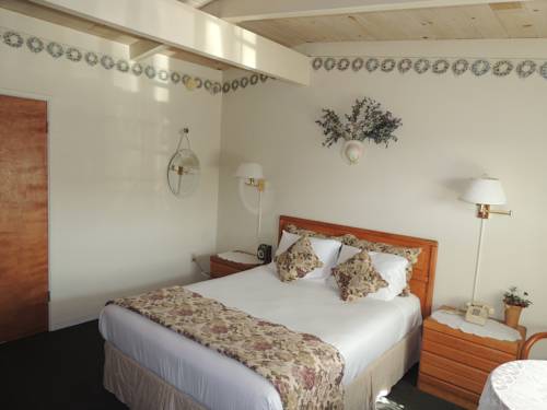 Imagen de la habitación del Hotel Sundown Inn. Foto 9