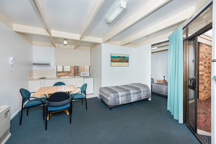 Imagen de la habitación del Hotel Sundown Villas. Foto 7