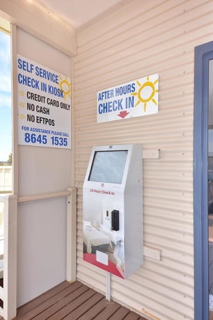 Imagen de los interiores del Hotel Sundowner Cabin and Tourist Park. Foto 19