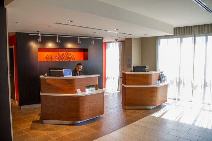 Imagen de los interiores del Hotel Sundrift Inn. Foto 18