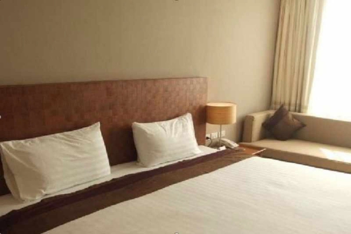 Imagen de la habitación del Hotel Sunee Grand. Foto 4