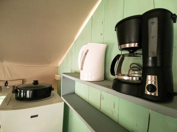 Imagen general del Hotel Sunflower Camping. Foto 13