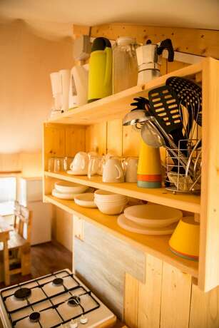 Imagen general del Hotel Sunflower Camping. Foto 14