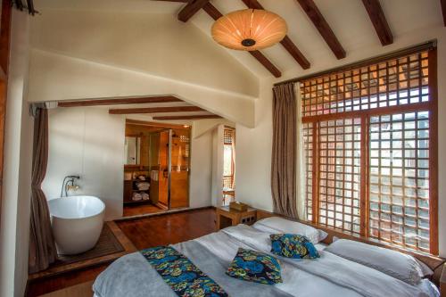 Imagen de la habitación del Hotel Sunflower Inn. Foto 8