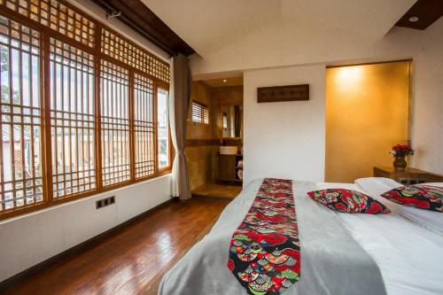 Imagen de la habitación del Hotel Sunflower Inn. Foto 9