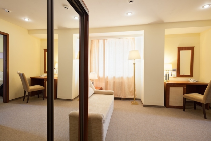 Imagen de la habitación del Hotel Sunflower Park. Foto 7