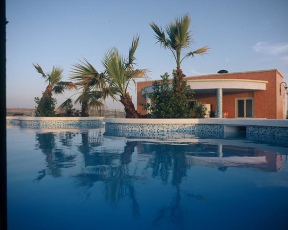 Imagen de los exteriores del Hotel Sunflower, QAWRA. Foto 4