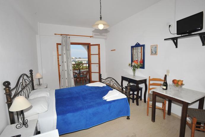 Imagen de la habitación del Hotel Sunflower Santorini. Foto 2