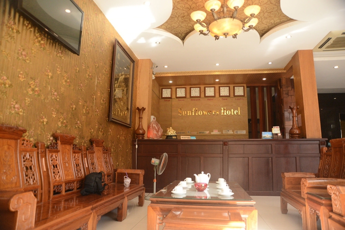 Imagen de los interiores del Hotel Sunflowers. Foto 12