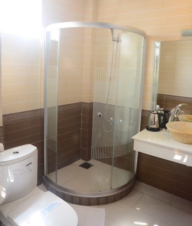 Imagen de la habitación del Hotel Sunflowers. Foto 4