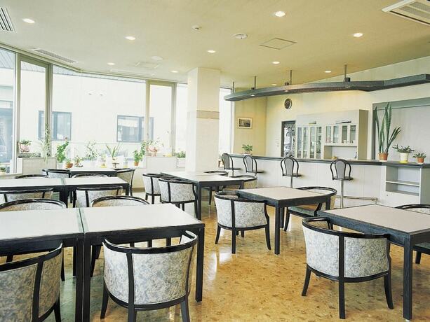 Imagen del bar/restaurante del Hotel Sunfuraton. Foto 15