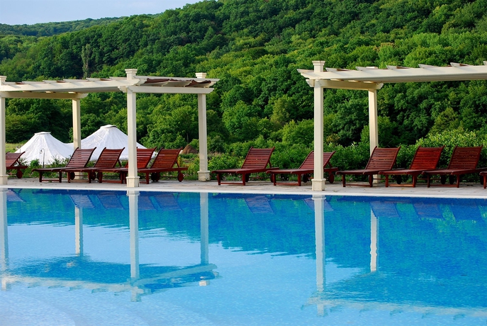Imagen de la piscina del Hotel Sungarden Golf and Spa Resort. Foto 13