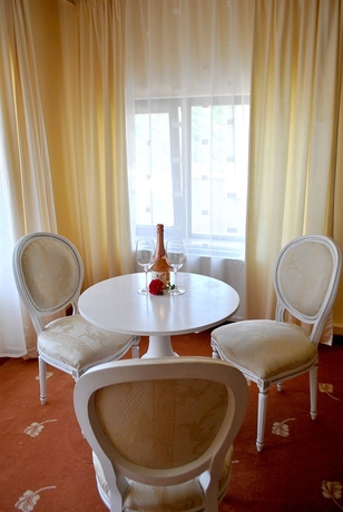 Imagen de la habitación del Hotel Sungarden Golf and Spa Resort. Foto 6