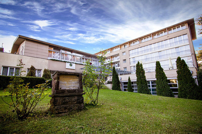 Imagen de los exteriores del Hotel Sungarden Wellness and Conference. Foto 11