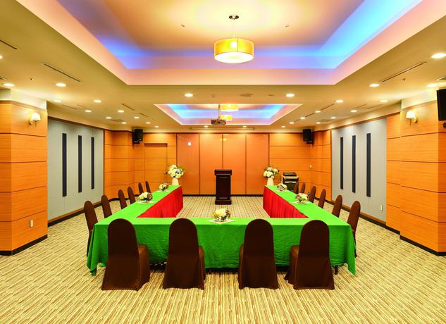 Imagen de los interiores del Hotel Sungho Resort. Foto 15