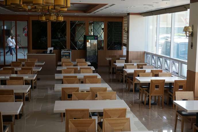 Imagen del bar/restaurante del Hotel Sungho Resort. Foto 3