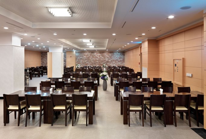 Imagen del bar/restaurante del Hotel Sungho Resort. Foto 5