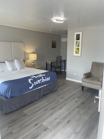 Imagen de la habitación del Hotel Sunglow. Foto 15