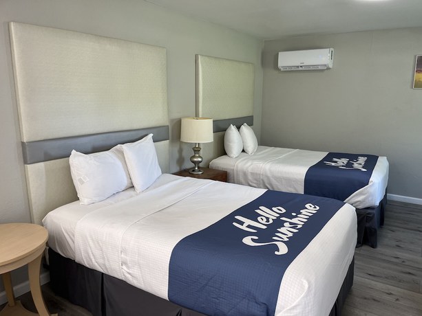 Imagen de la habitación del Hotel Sunglow. Foto 16