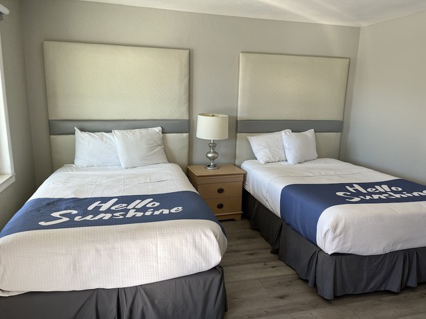 Imagen de la habitación del Hotel Sunglow. Foto 19
