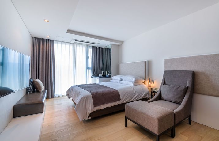 Imagen de la habitación del Hotel Sungsan Marina. Foto 2