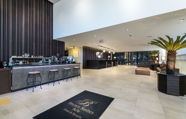 Imagen de los interiores del Hotel Sungsan Marina. Foto 10
