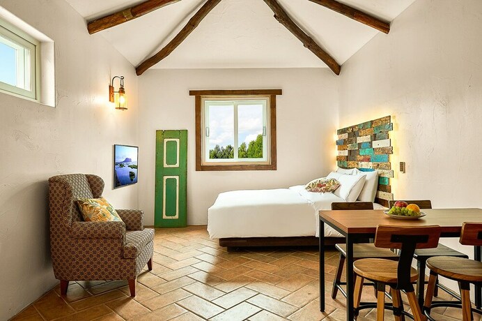 Imagen de la habitación del Hotel Sungsan Paradise Hill. Foto 26