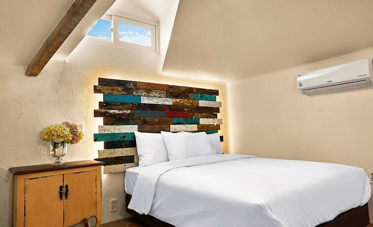 Imagen de la habitación del Hotel Sungsan Paradise Hill. Foto 33