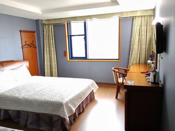 Imagen de la habitación del Hotel Sungsanpo Sky. Foto 19