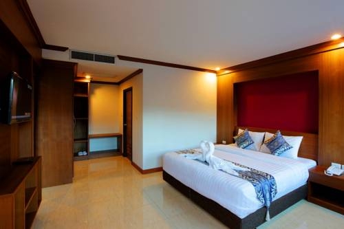 Imagen de la habitación del Hotel Sungthong Kamala Beach Resort. Foto 23